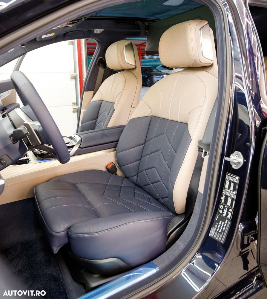 BMW Seria 7 - 12