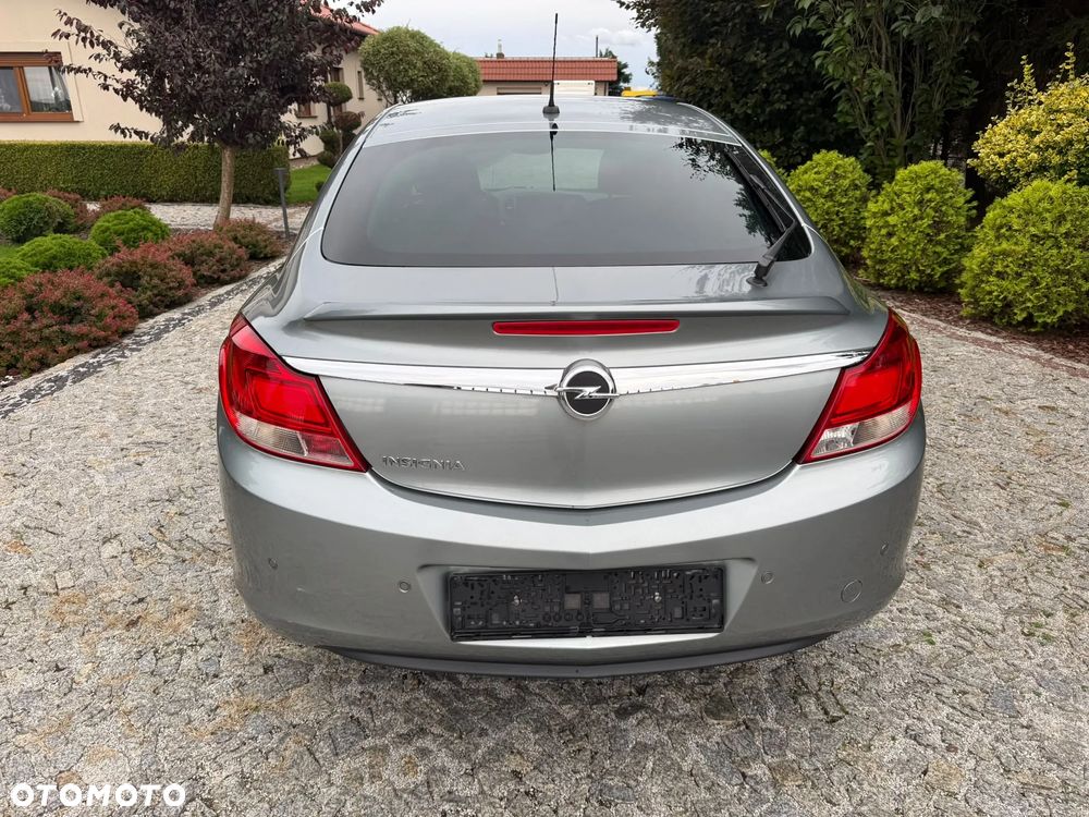 Opel Insignia 1.8 - 4