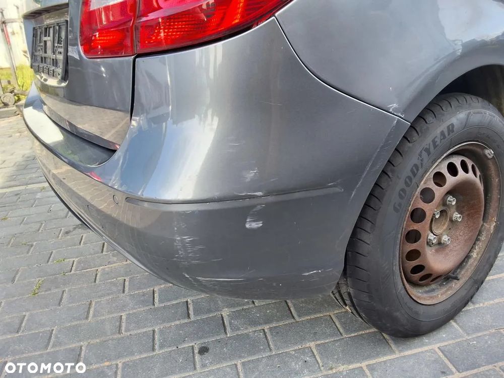 MERCEDES B KLASA W246 TYLNI ZDERZAK KOLOR 787 2011-2014 NA PDC - 8