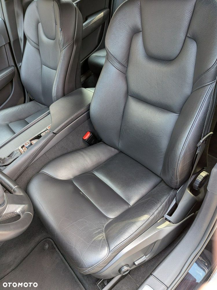 Volvo V90 D5 SCR AWD Momentum Pro - 17