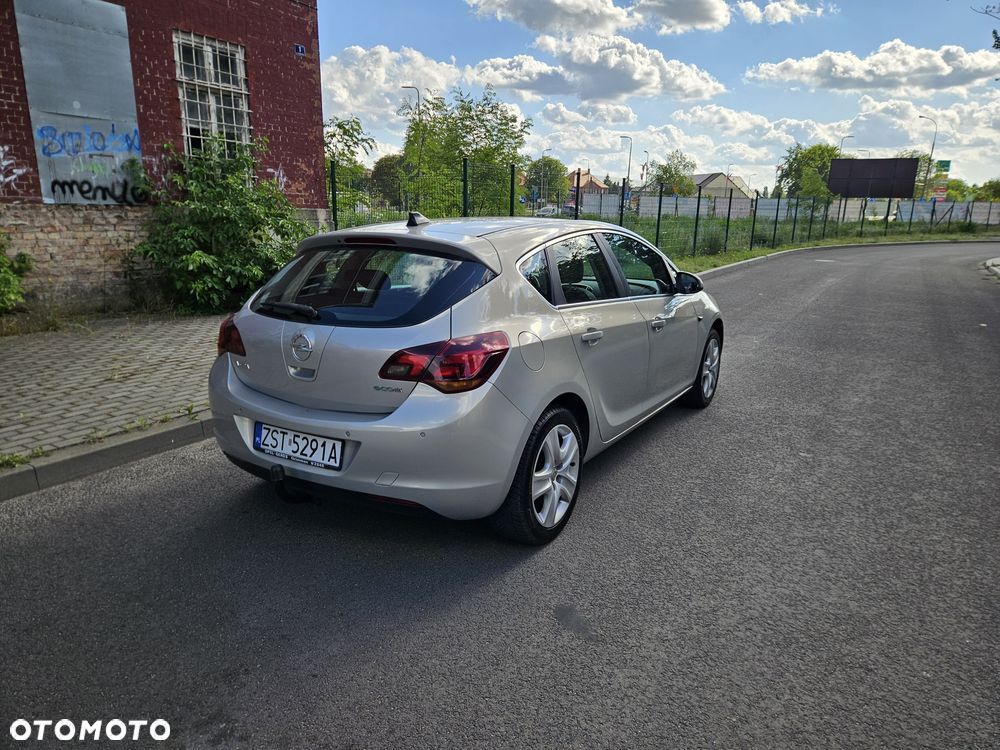 Opel Astra - 3