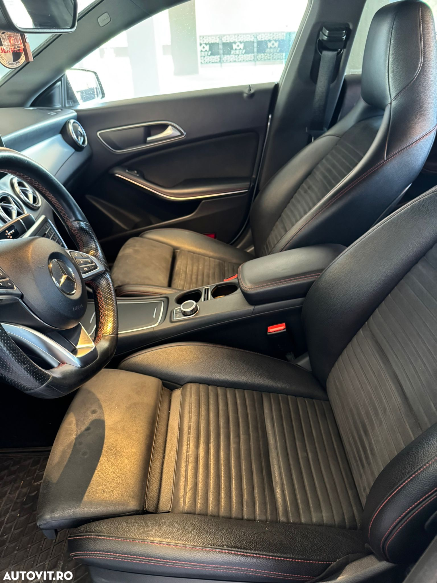 Mercedes-Benz CLA 220 d Aut. - 9