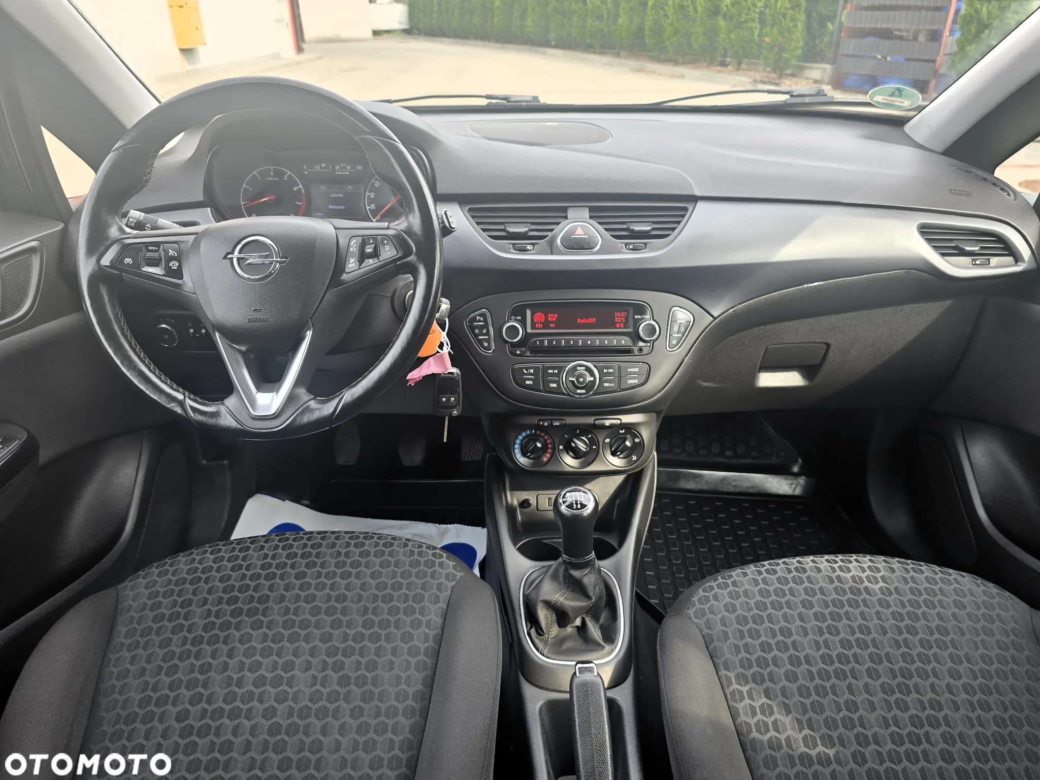 Opel Corsa 1.4 Cosmo - 24