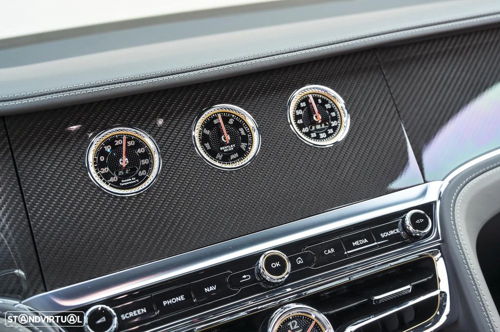 Bentley Flying Spur Hybrid S - 15