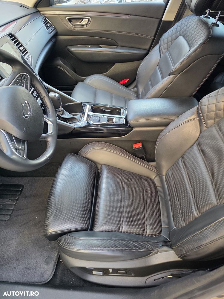 Volkswagen Passat CC - 34