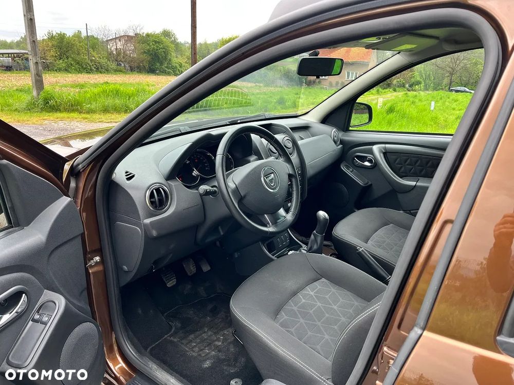 Dacia Duster 1.6 Ambiance - 28