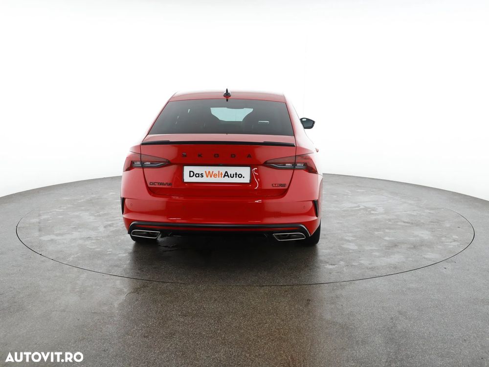 Skoda Octavia 2.0 245 TSI DSG RS - 8