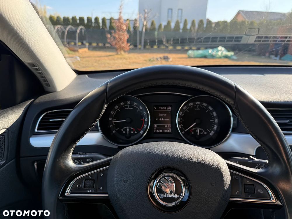 Skoda Superb 1.6 TDI Elegance - 14