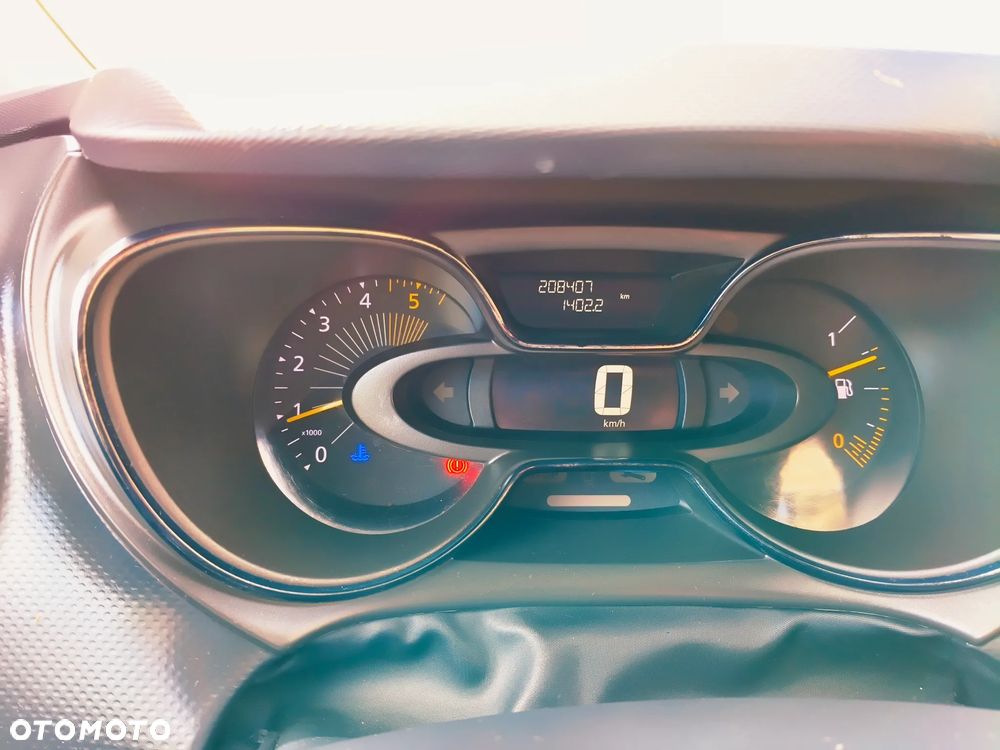 Renault Captur 1.5 dCi Energy Life - 17