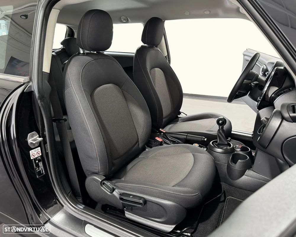 MINI 3 Portas One Sport Edition - 39
