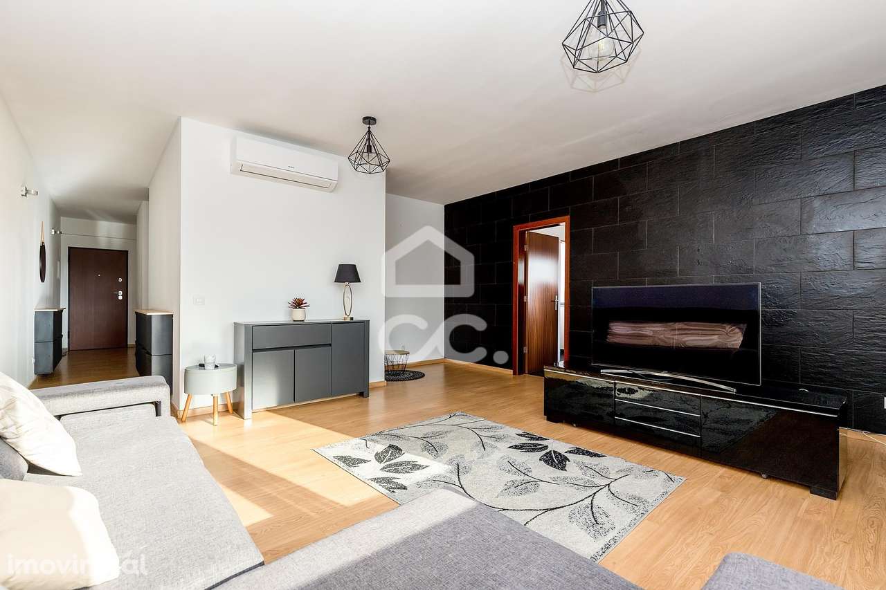 Apartamento T2 de Rés do Chão c/ Varanda e Lugar de Garagem | Villas d - Grande imagem: 2/34