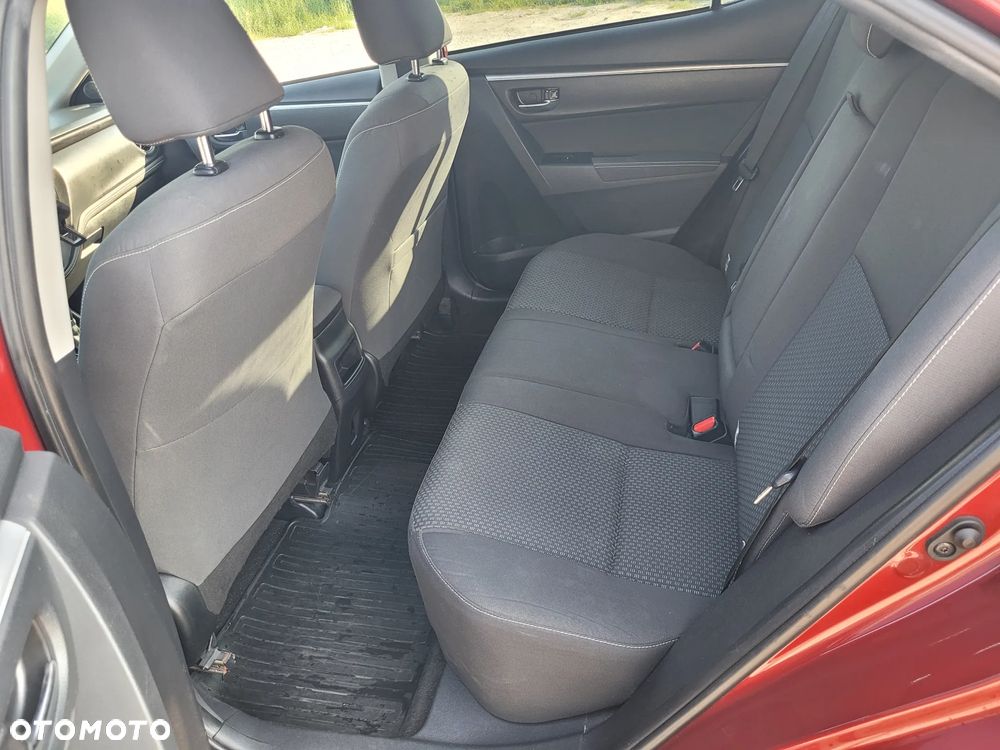 Toyota Corolla 1.6 Prestige MS EU6 - 11