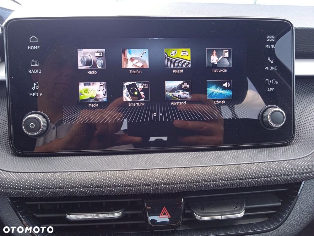 Skoda Fabia 1.0 TSI Selection DSG - 21