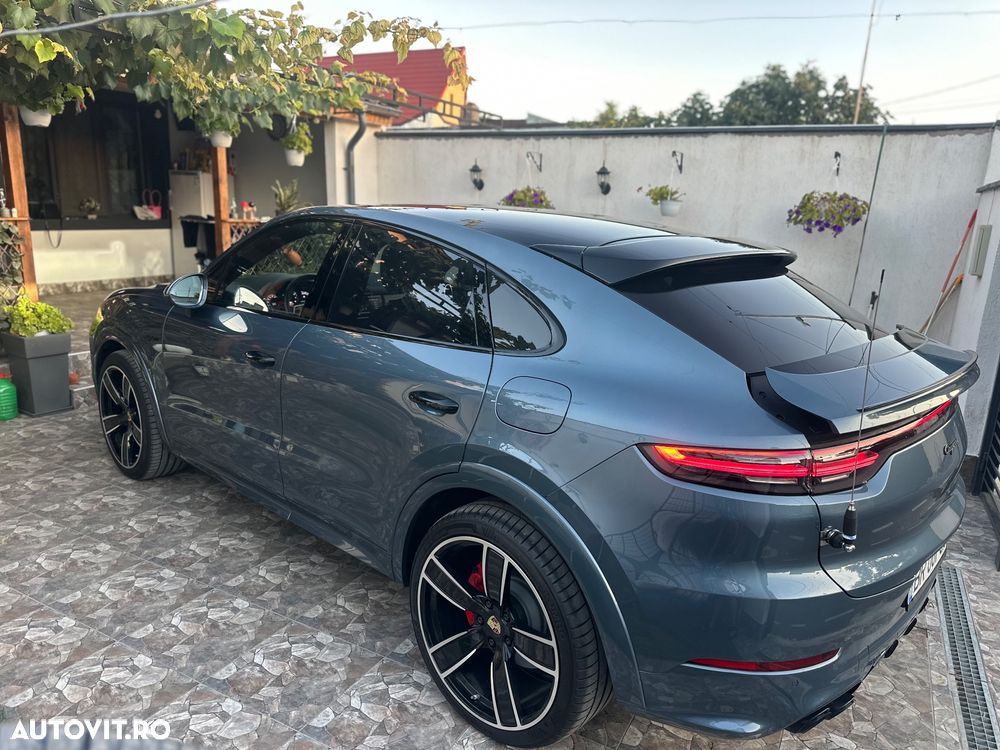 Porsche Cayenne - 7