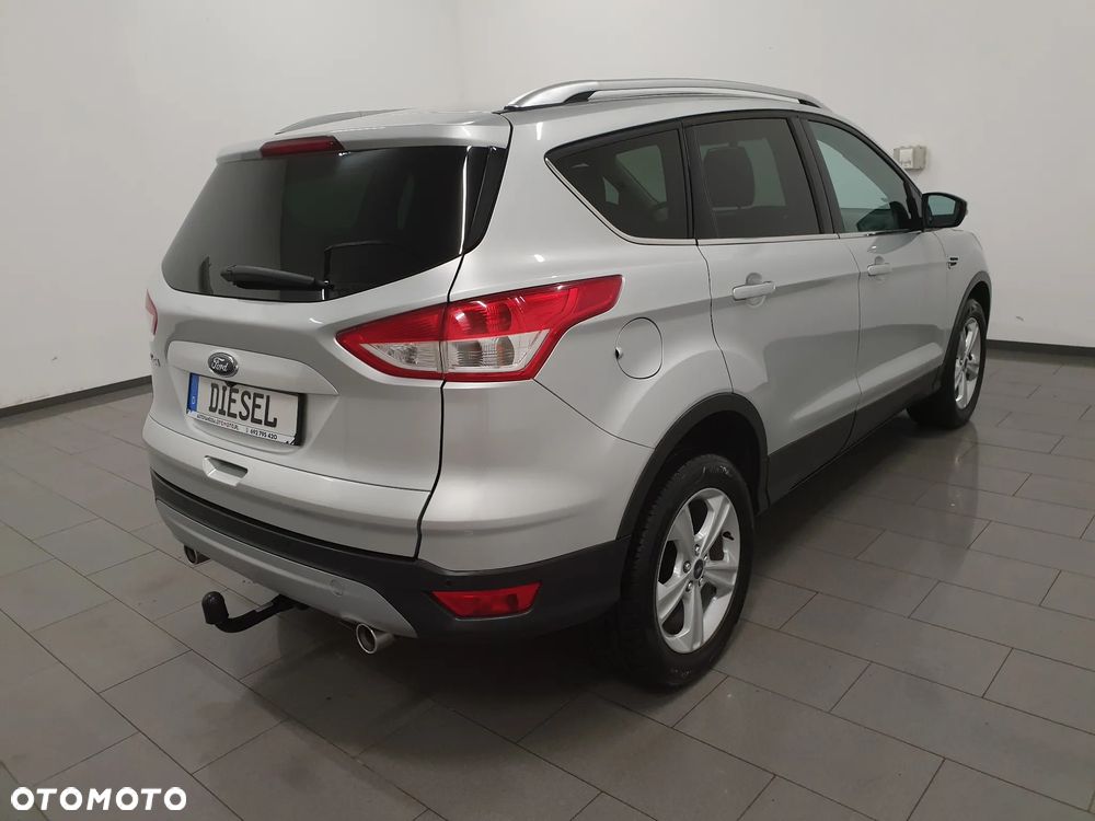 Ford Kuga - 5
