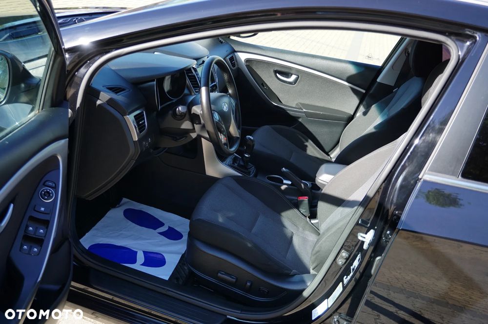 Hyundai i30 blue 1.6 GDI YES Gold - 22