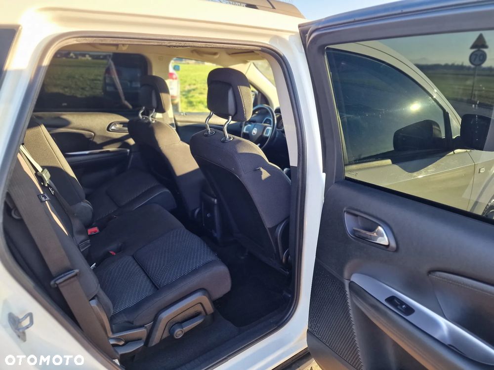 Fiat Freemont 2.0 Multijet Lounge AWD - 25