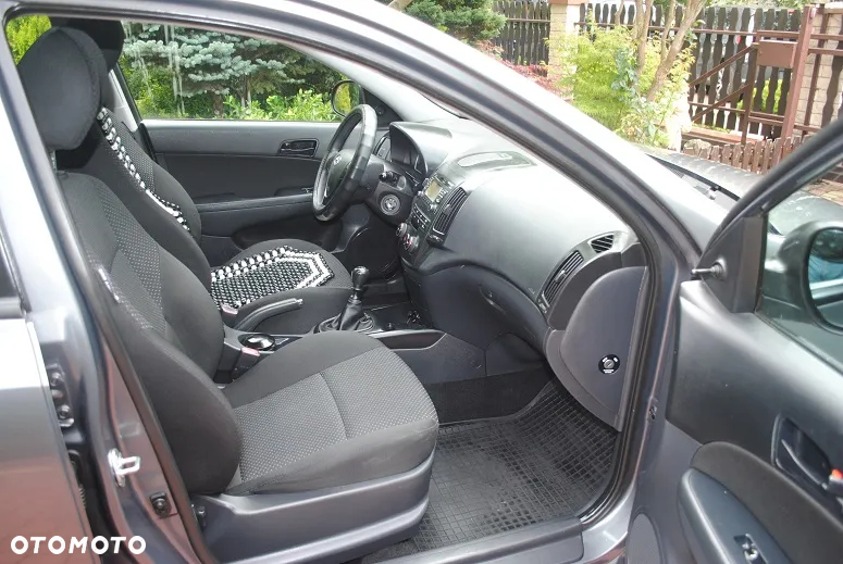 Hyundai i30 1.4 Classic - 11