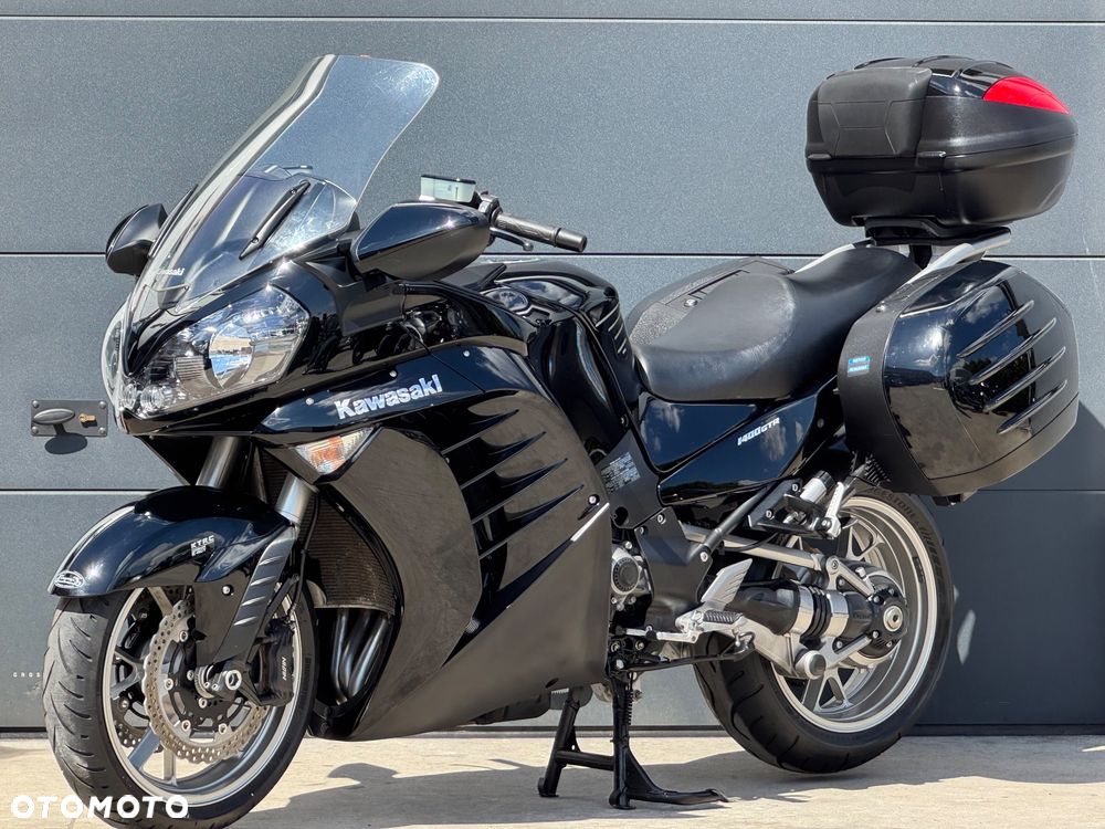 Kawasaki GTR - 22