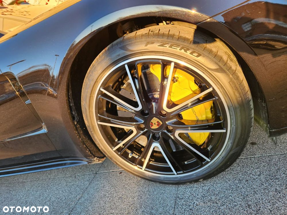 Porsche Panamera Turbo - 15