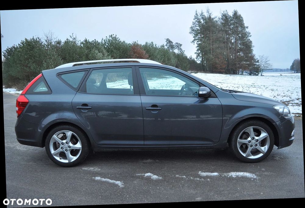 Kia Ceed 1.6 L Euro2012 - 11