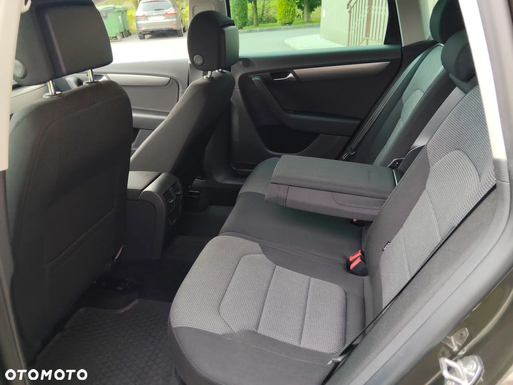 Volkswagen Passat Variant 2.0 Blue TDI SCR Highline - 25