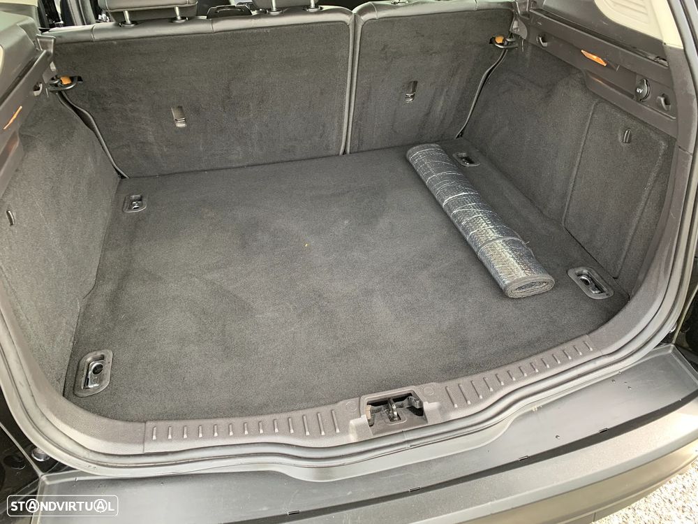 Ford Focus SW - 23