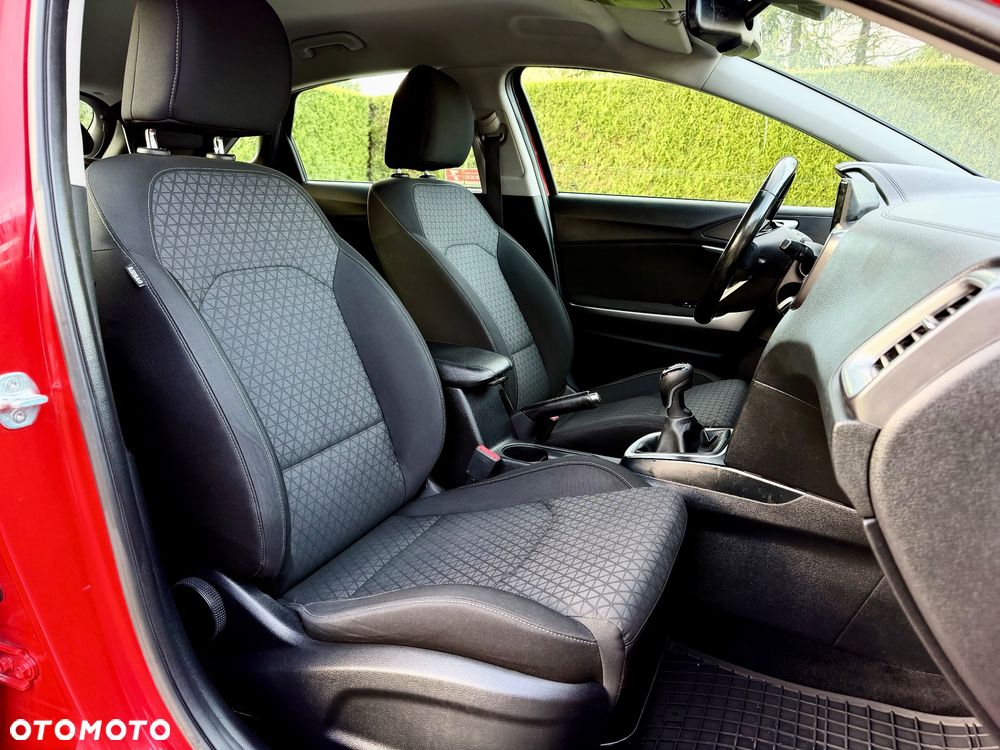 Kia Ceed 1.6 CRDi SCR L - 11
