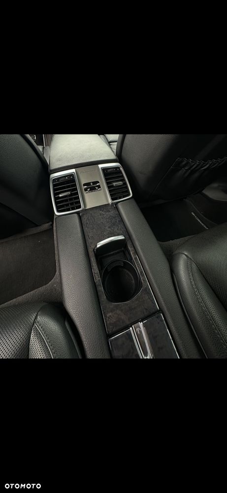 Porsche Panamera - 15