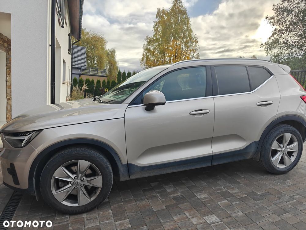 Volvo XC 40 B4 AWD Plus Bright - 2
