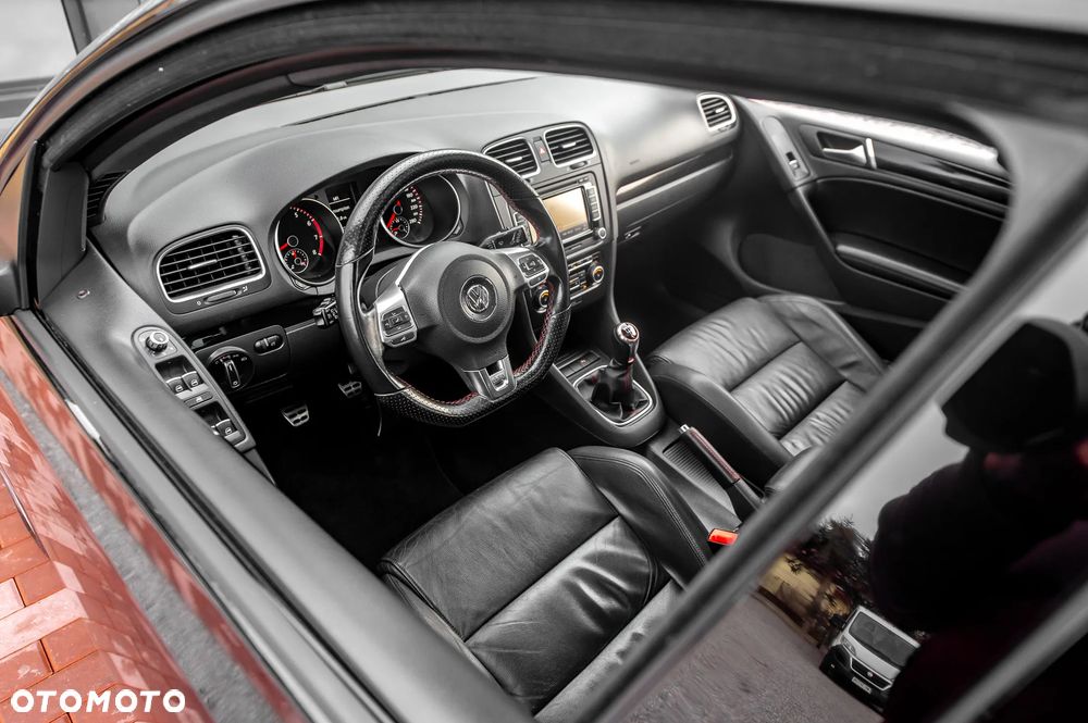 Volkswagen Golf 2.0 GTI - 16