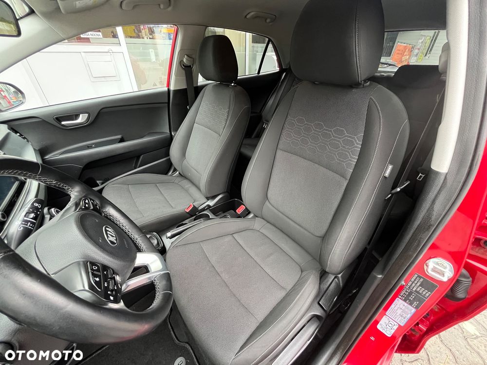 Kia Rio 1.2 Business Line - 11