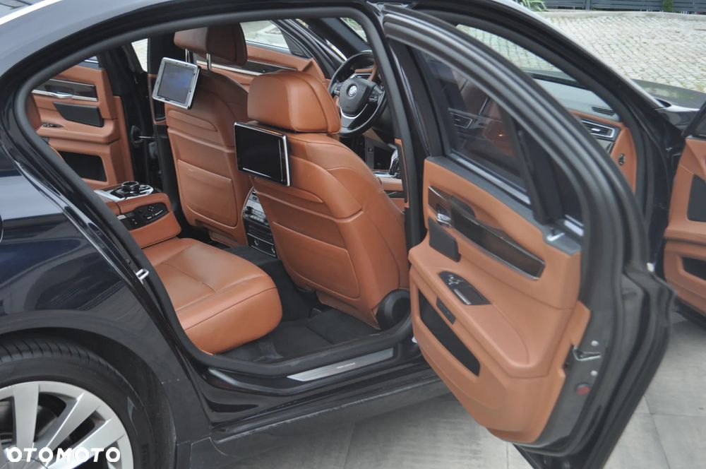 BMW Seria 7 750Ld xDrive - 10