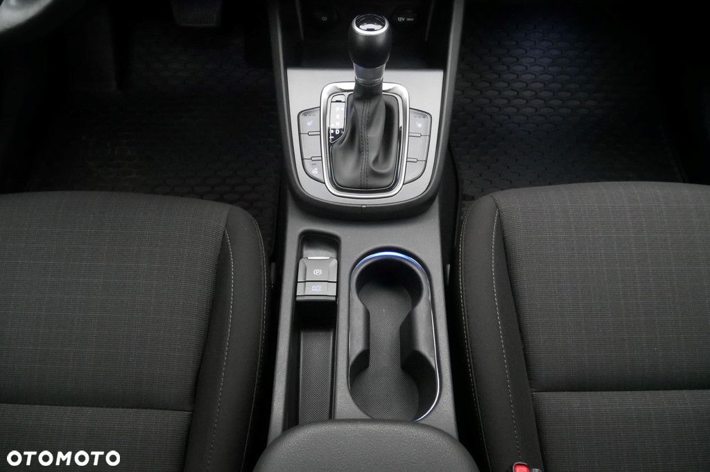 Hyundai Kona 1.6 GDI Hybrid Style DCT - 11