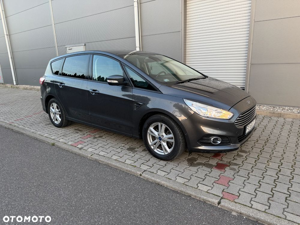 Ford S-Max - 14