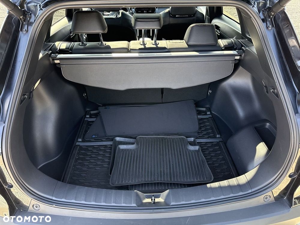 Toyota Corolla Cross 2.0 Hybrid Executive - 27