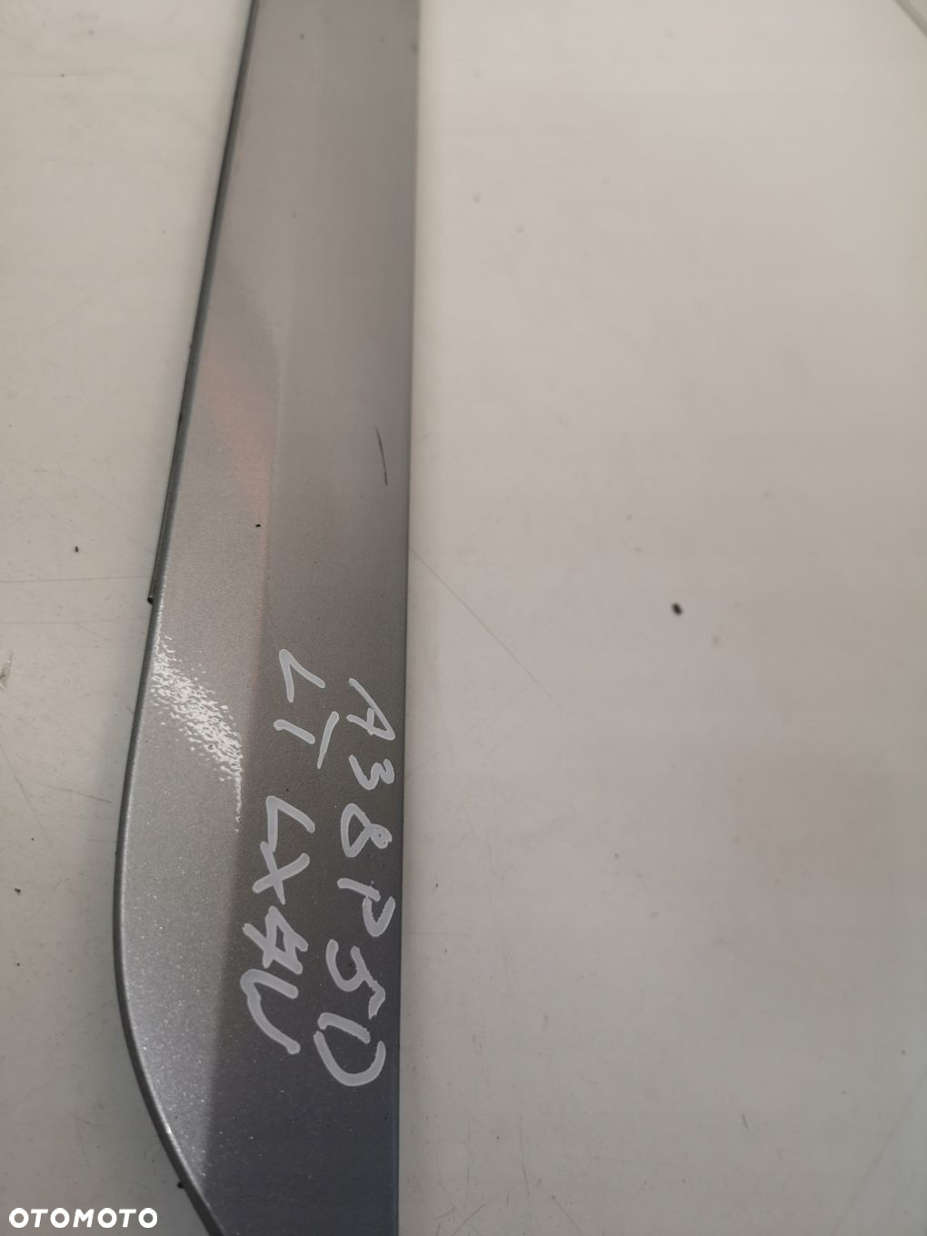 LISTWA DRZWI LEWY TYŁ AUDI A3 8P LIFT 5D LX7W - 2