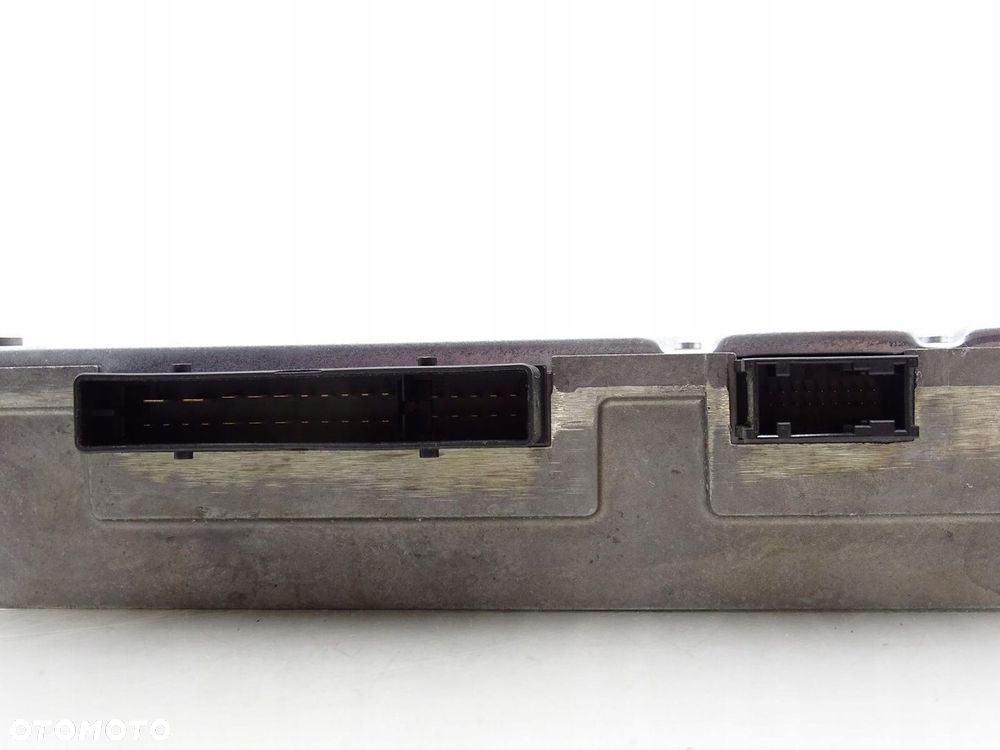 WZMACNIACZ BANGOLUFSEN AUDI A5 8T 8T0035223L - 2