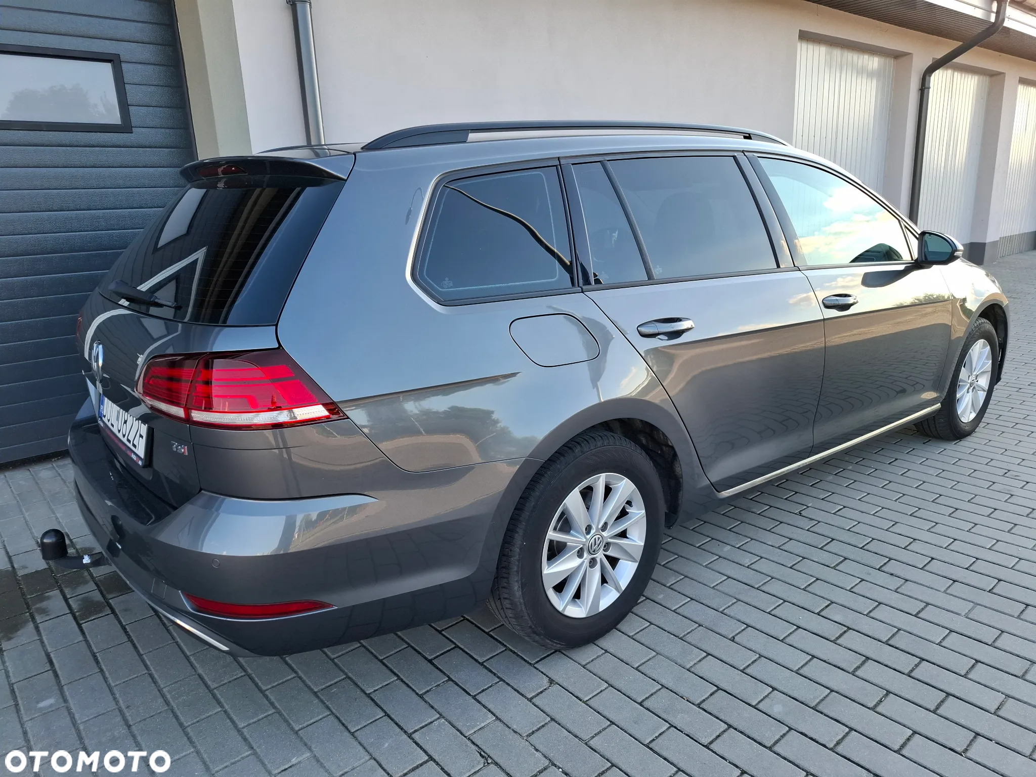 Volkswagen Golf Variant 1.4 TSI BlueMotion Technology DSG Comfortline - 5