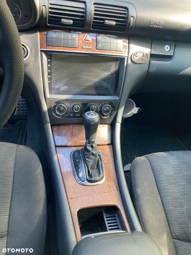 Mercedes-Benz Klasa C 220 CDI Automatik Classic DPF - 15