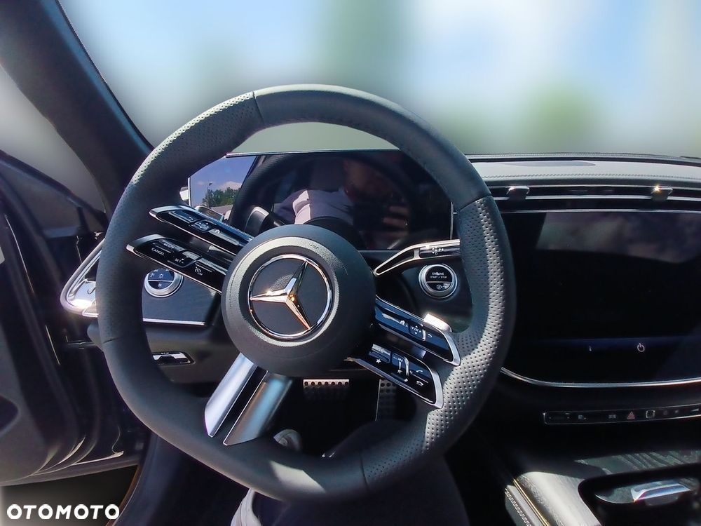 Mercedes-Benz Klasa E 220 d mHEV 4-Matic AMG 9G-Tronic - 16