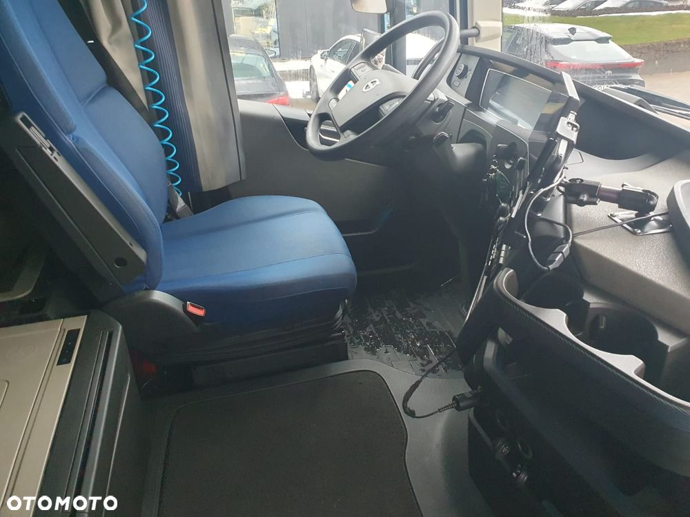 Volvo FH - 8