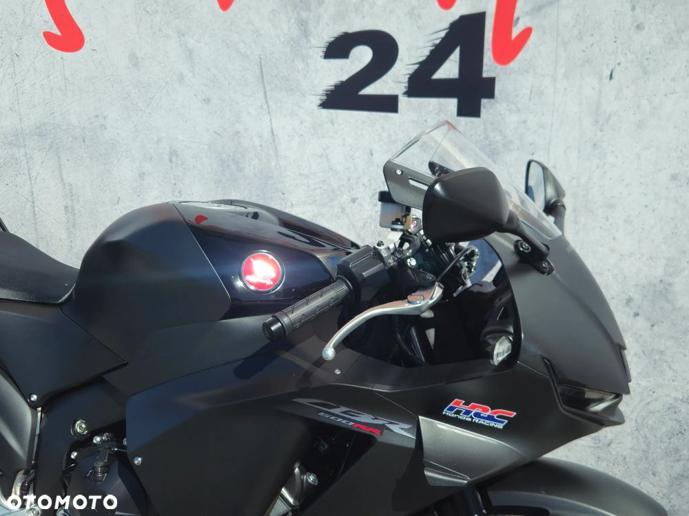 Honda CBR - 16