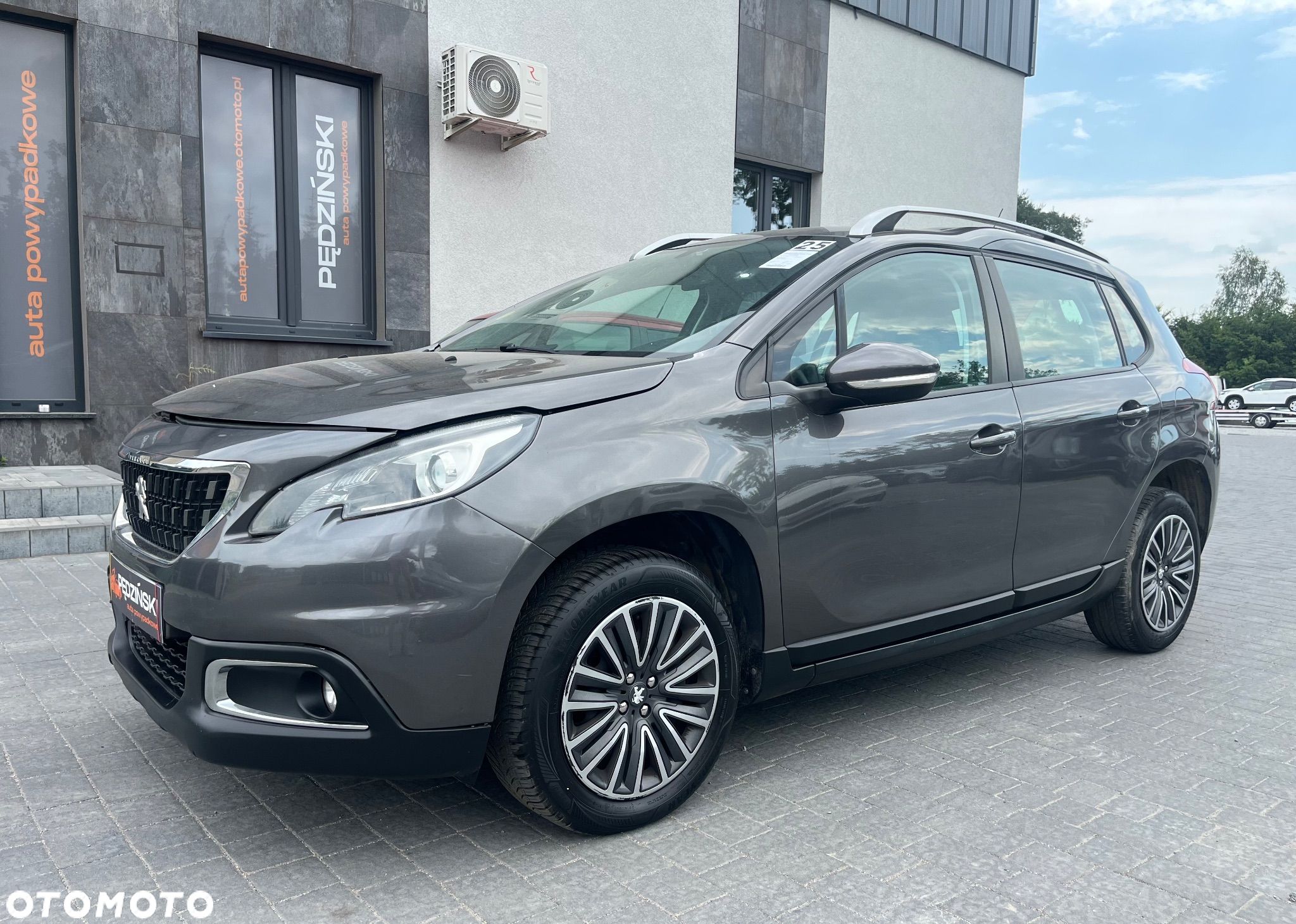 Peugeot 2008 - 1