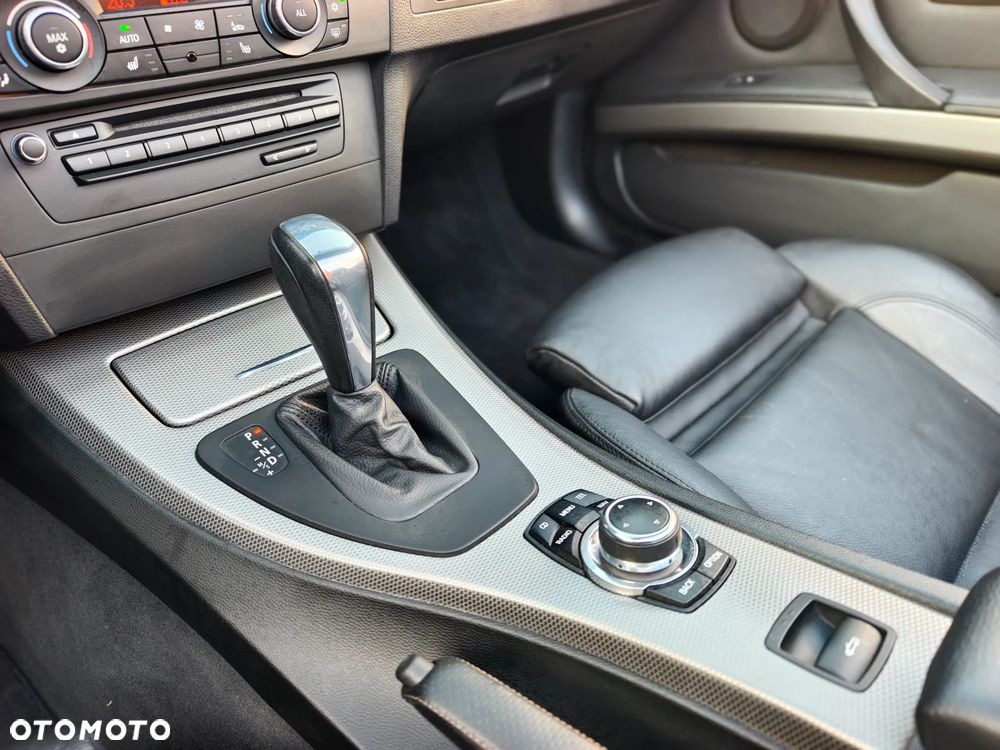 BMW Seria 3 320d M Sport Edition - 14