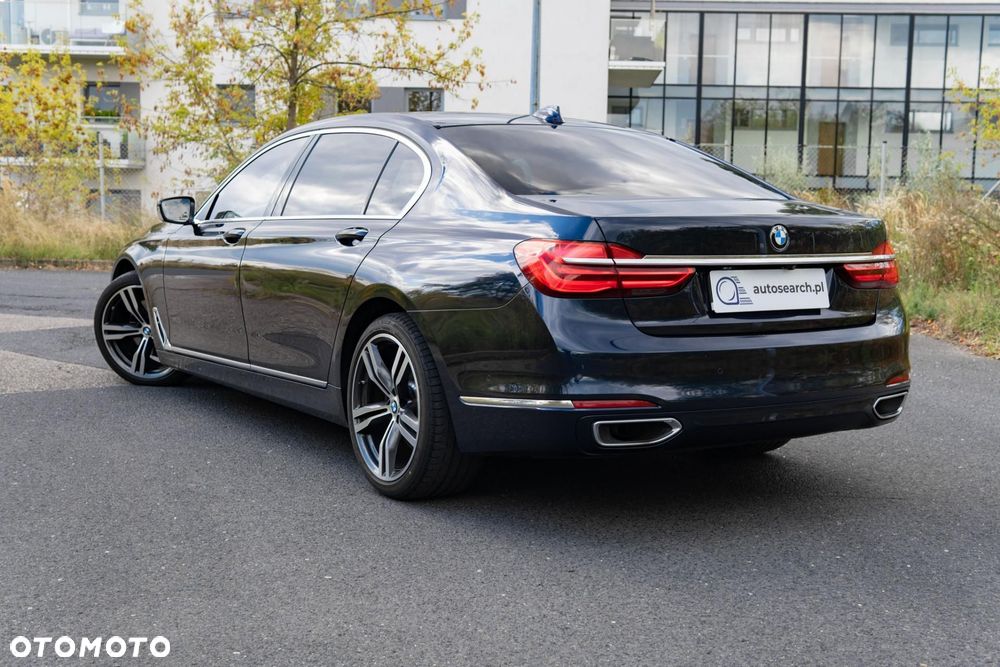 BMW Seria 7 740Li xDrive - 6