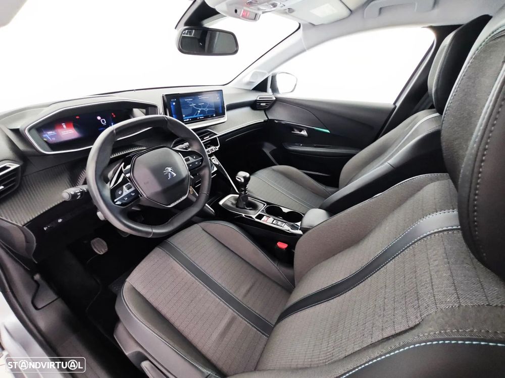 Peugeot 208 1.2 PureTech Allure Pack - 38