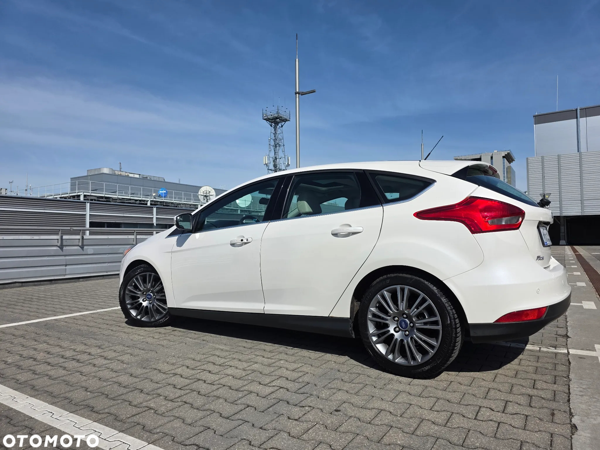 Ford Focus - 11