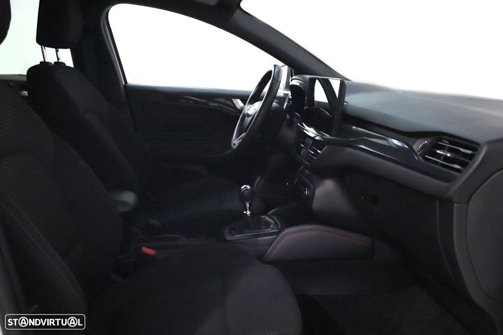 Ford Focus 1.0 EcoBoost MHEV ST-Line - 21