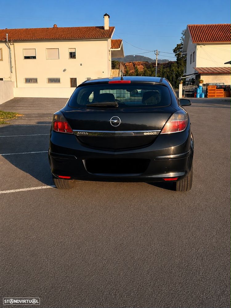 Opel Astra GTC 1.3 CDTI - 4